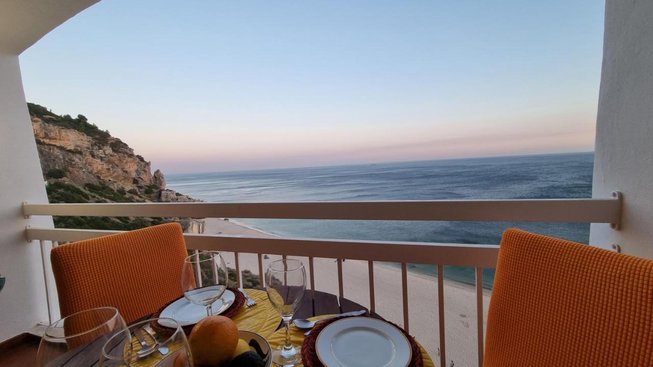 Sesimbra Sun&Sea - Beachfront Apartment! Exteriör bild