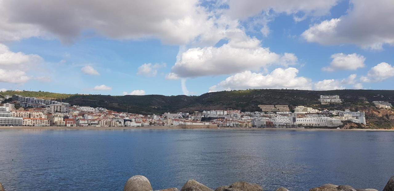 Sesimbra Sun&Sea - Beachfront Apartment! Exteriör bild